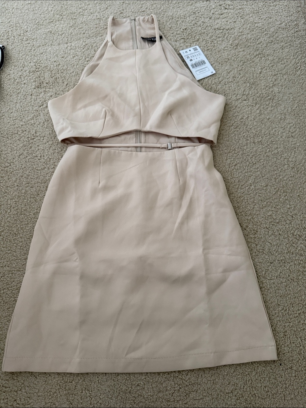 Sleeveless Beige cut out Dress with High Neck